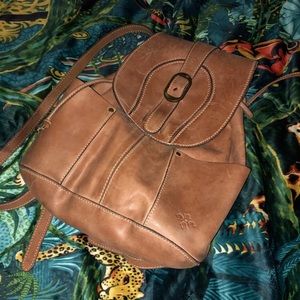 Like-new vintage leather book bag 🎒